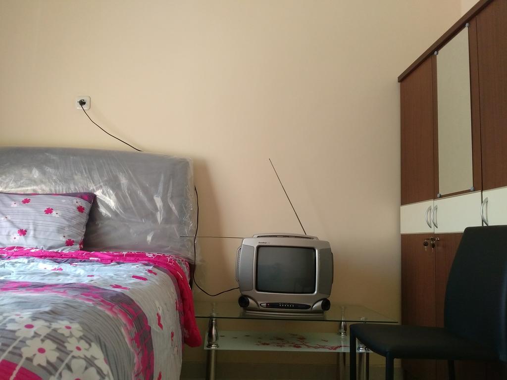 Jasmine Park Guest House Σεμαράνγκ Εξωτερικό φωτογραφία