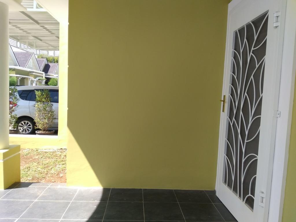 Jasmine Park Guest House Σεμαράνγκ Εξωτερικό φωτογραφία