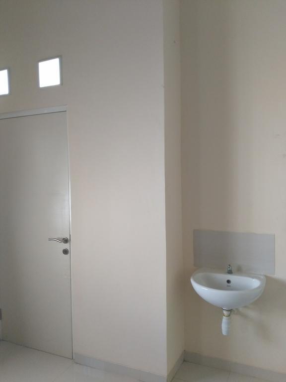 Jasmine Park Guest House Σεμαράνγκ Εξωτερικό φωτογραφία